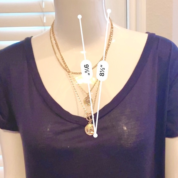 3-Layer Gold Coin Necklace - Picture 4 of 8